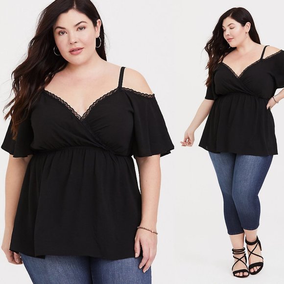 torrid Tops - {euc} Lace Trimmed Cold Shoulder Sexy Goth Top 🌙